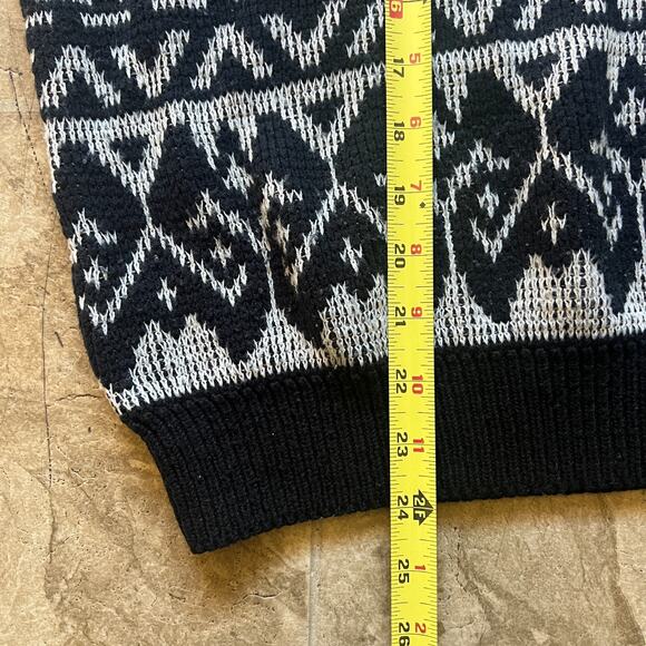 Vtg 90s Botany 500 Sweater Black Fair Isle Slouchy Grandpa Grunge Goth Classic - Picture 5 of 7